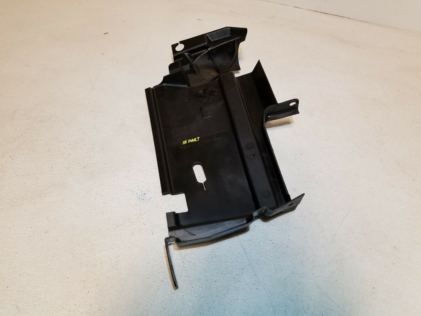 13 14 15 16  Dodge Dart Left Driver Side Radiator Splash Shield 68214608 OEM 76k