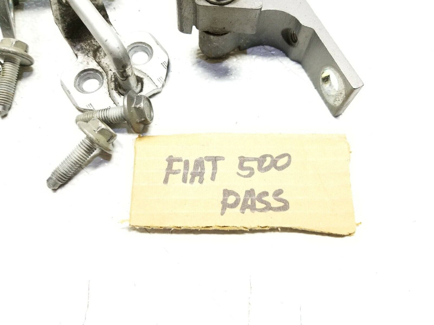 12 13 14 15 16 Fiat 500 2dr Door Hinge Right Passenger Side OEM