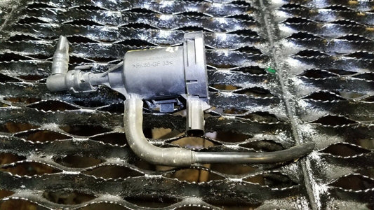 12 13 14  Jeep Patriot Fuel Vapor Canister Purge Valve OEM 50k