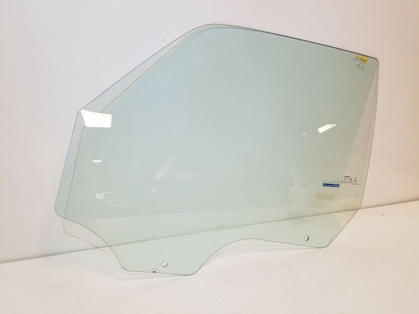 12 13 14 15 16 Jeep Patriot Front Left Driver Door Window Glass OEM 54k