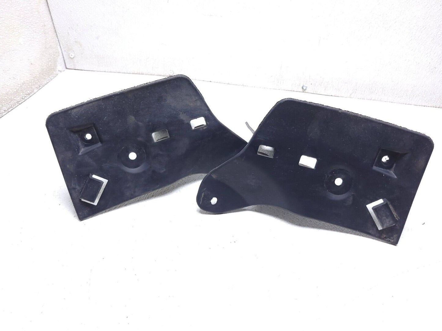 12-19 Volkswagen Passat Lower Rocker Panel Molding Cover Guard 2pcs OEM