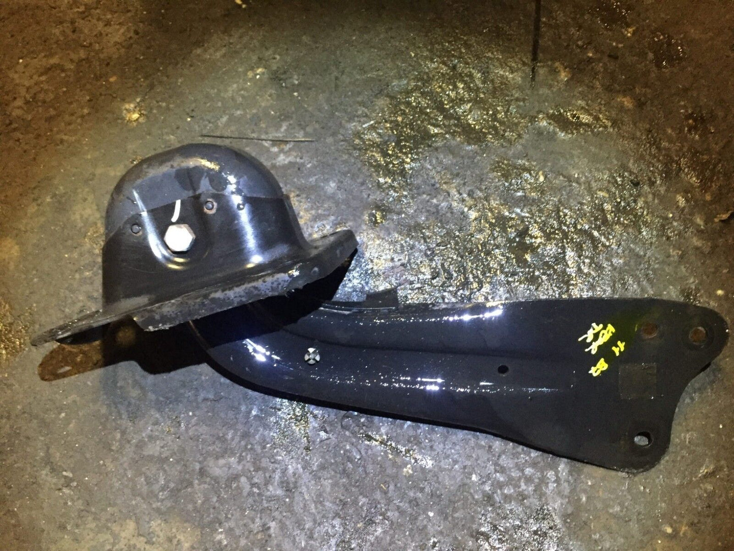 12 13 14 15 VW Passat Rear Left Driver Side Lower Control Arm Trailing OEM