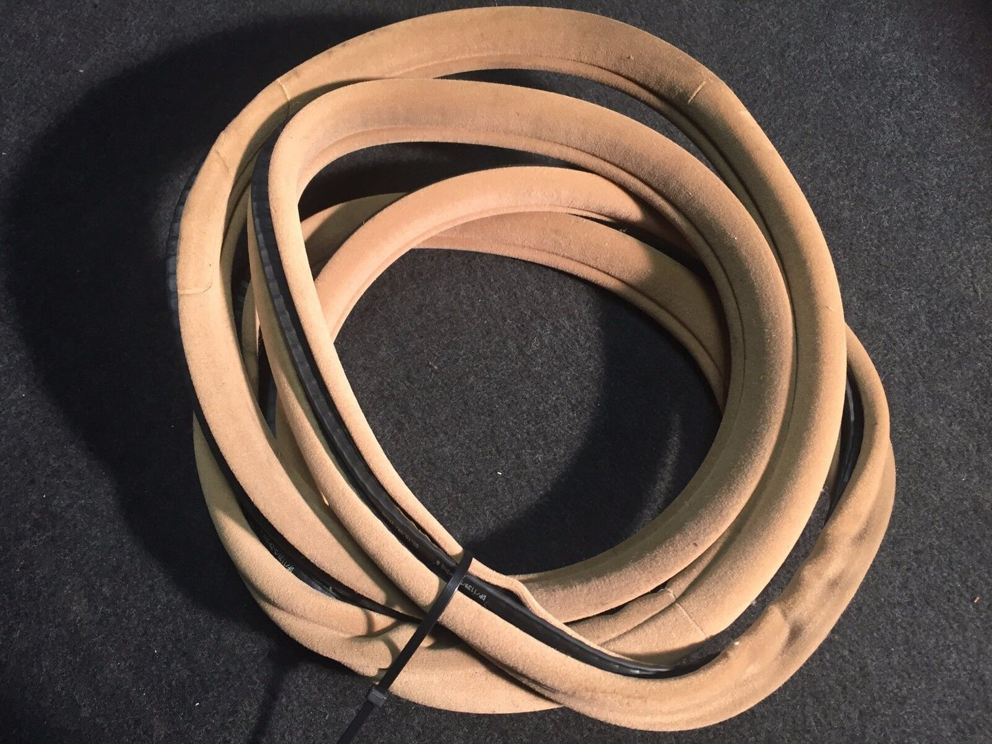 02 03 04 05 BMW 745i E65 Front Right Passenger Door Weatherstrip Seal OEM