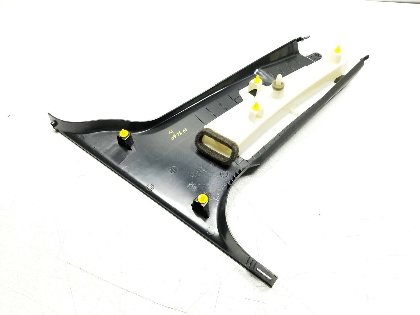 10 11 12 13 Volvo XC60 Left Driver Side B Pillar Lower Trim Cover OEM