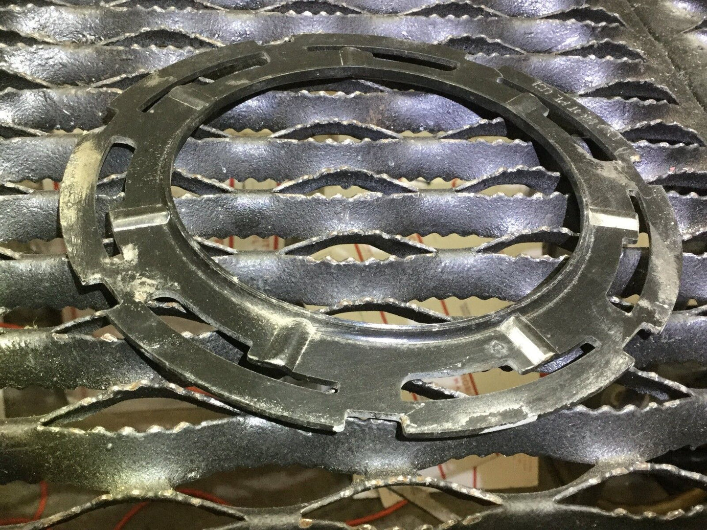 2010 Chrysler Sebring 2.4l OEM Fuel System-lock Ring 55366299aa