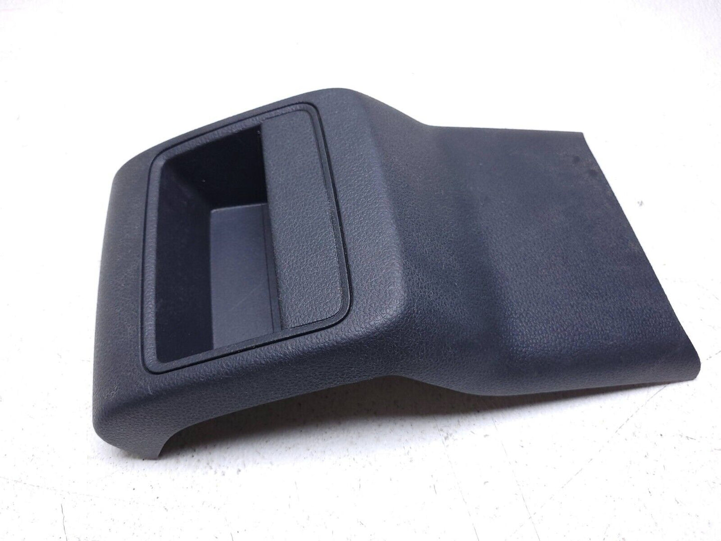 12-19 Volkswagen Passat Rear Center Console Trim Cover 561863289a OEM
