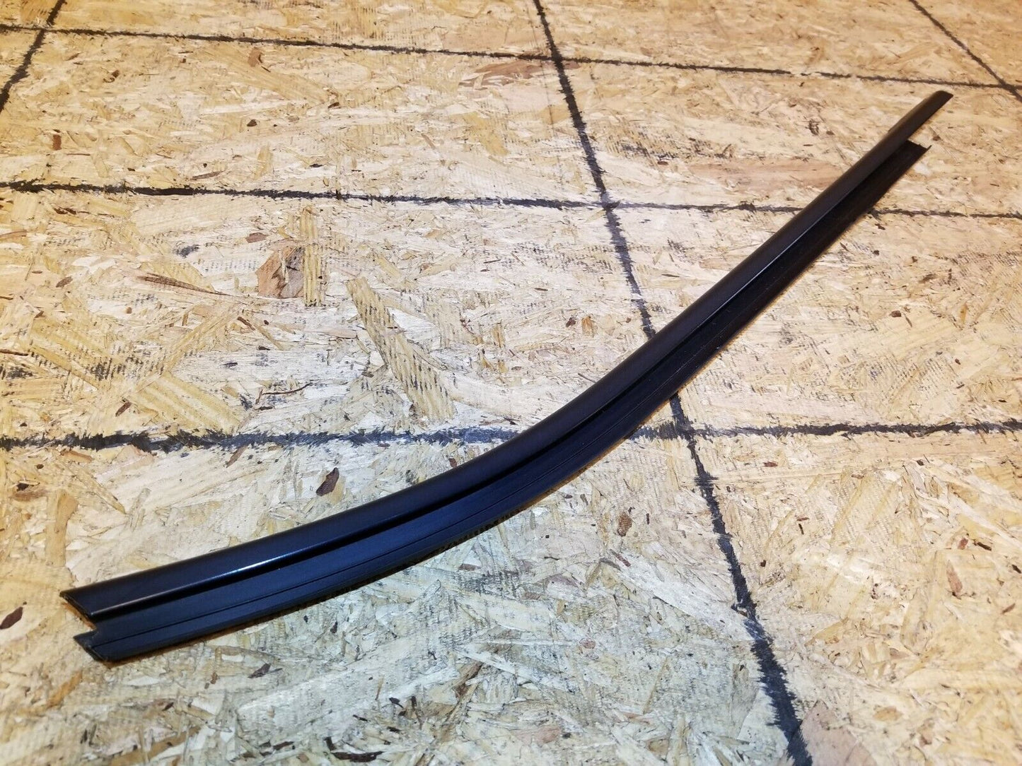 11 12 13 14 Dodge Avenger Rear Right Pass Side Door Window Belt Seal Molding OEM