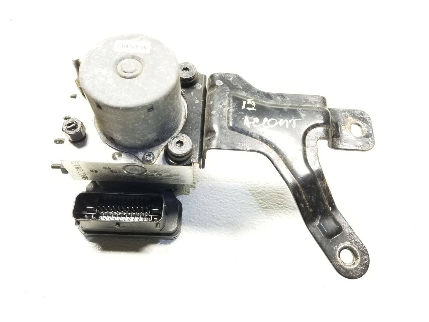 15 16 17 Hyundai Accent ABS Anti Lock Brake Pump OEM