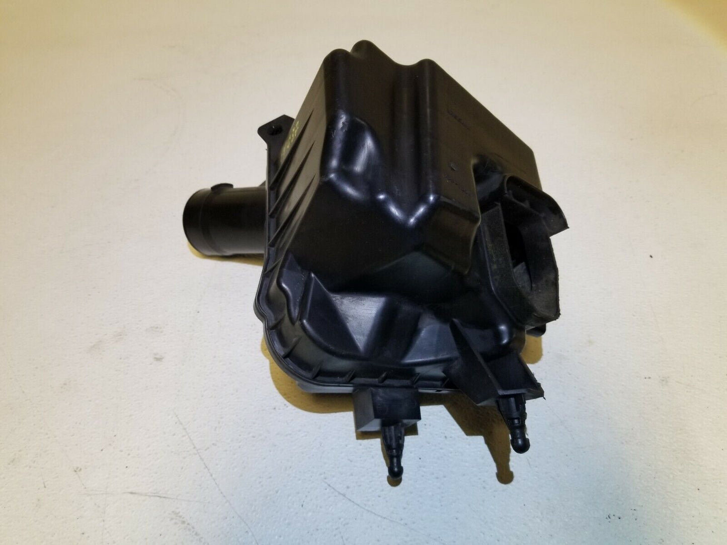 10 11 12 13 Infiniti G37 Coupe Air Cleaner Box OEM