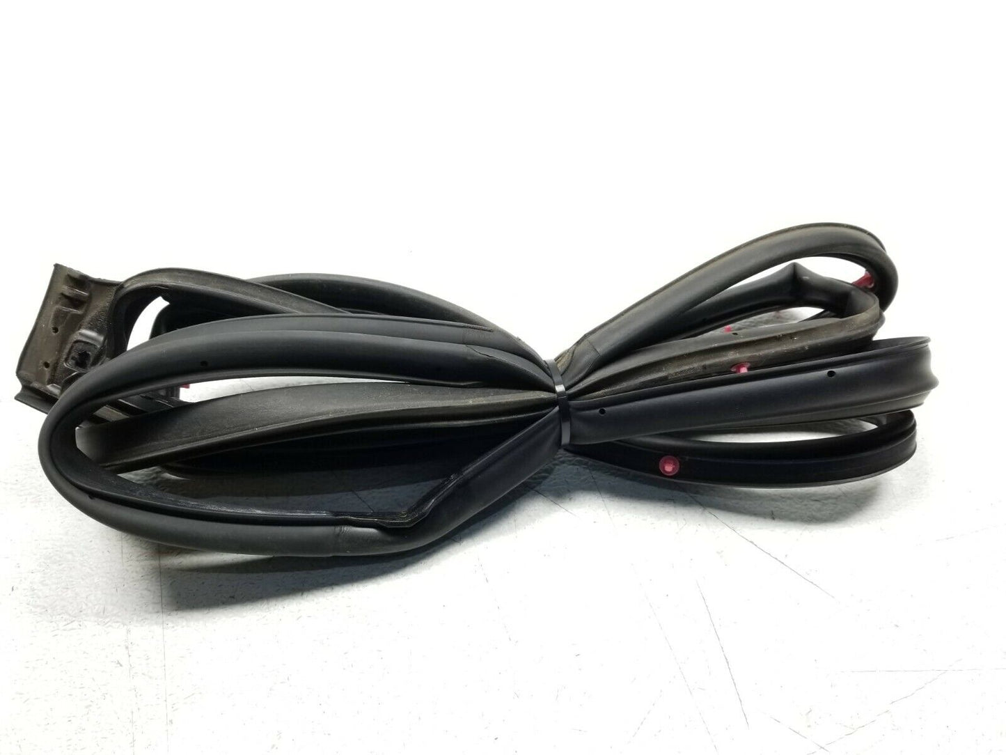 05 06 07 08 09 Toyota Prius Rear Right Pass Door Weatherstrip Seal OEM