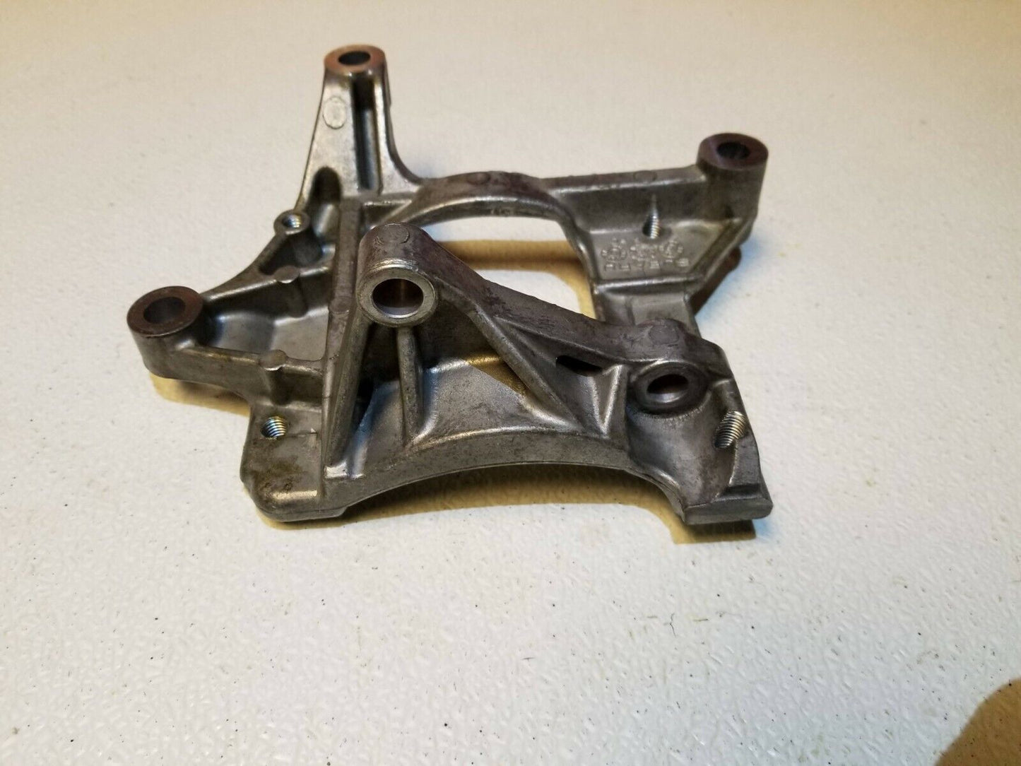 16 17 Subaru Legacy 2.5l A/c Compressor Mounting Bracket OEM 10k Miles