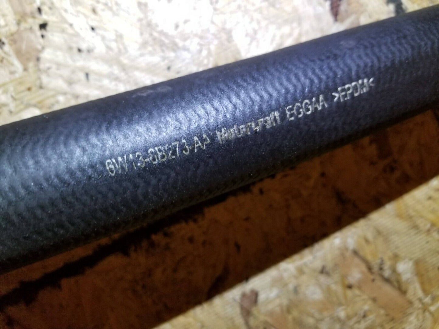 06 07 08 09 10 11 Lincoln Town Car Radiator Hose Pipe Line OEM 65k