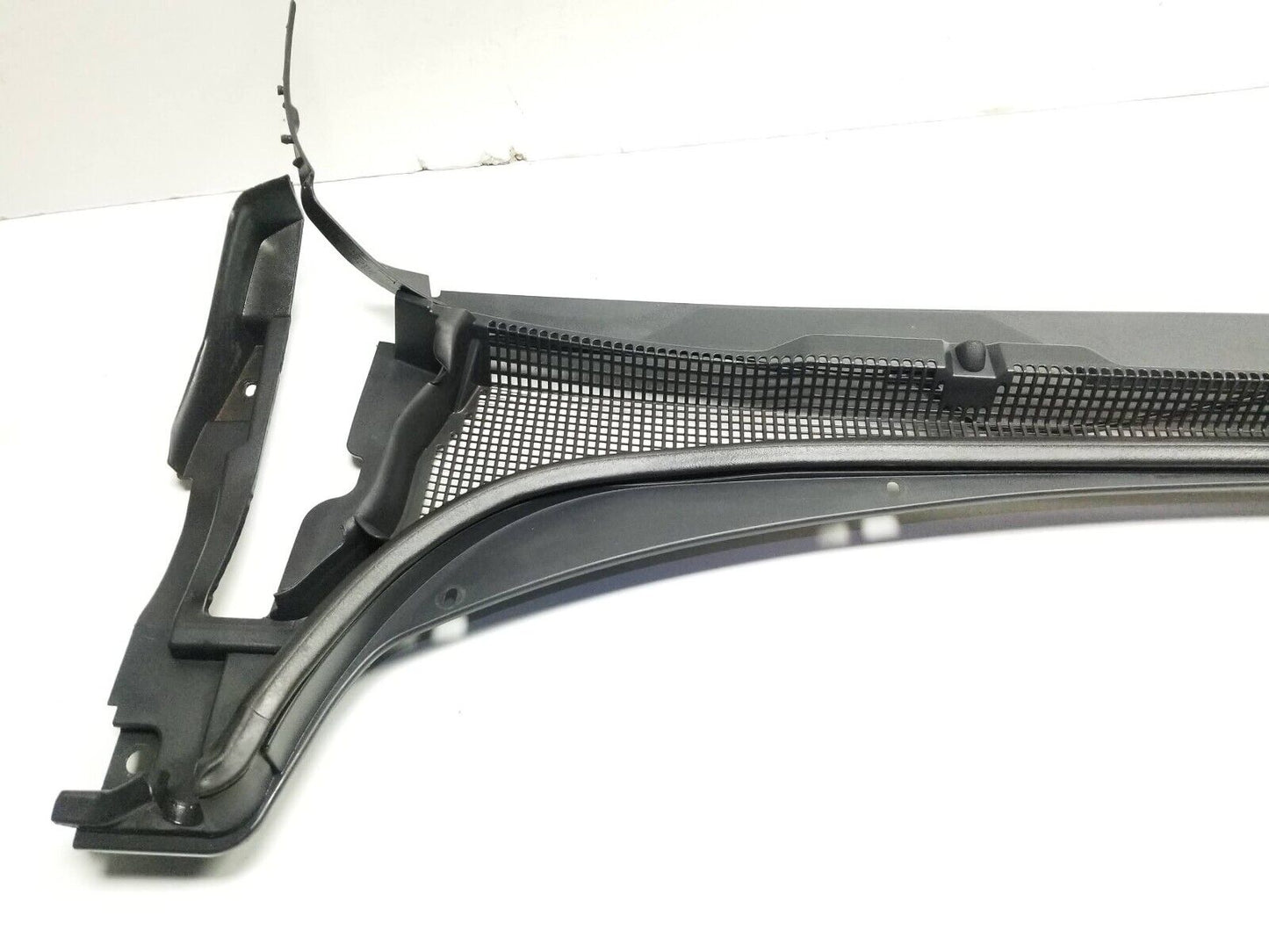 2013 - 2018 Cadillac Ats Front Windshield Cowl Cover Panel Grille Cover Oem✅