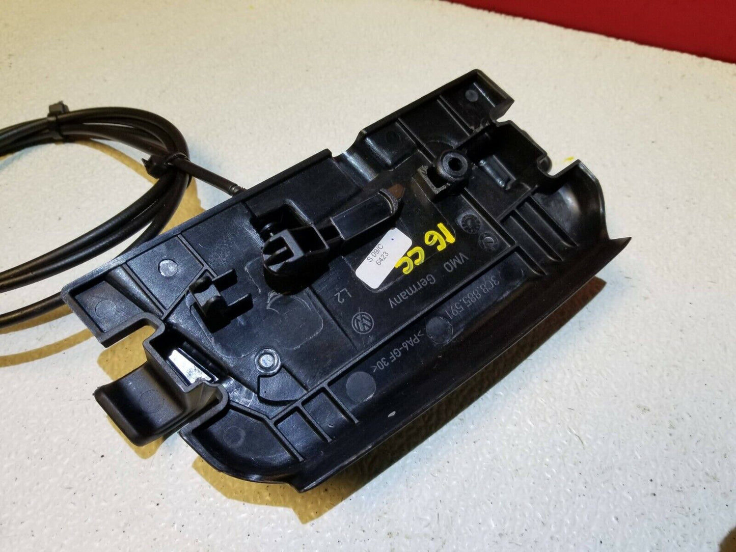 13 14 15 16 17 Volkswagen Cc Rear Seat Down Lock Release Handle OEM