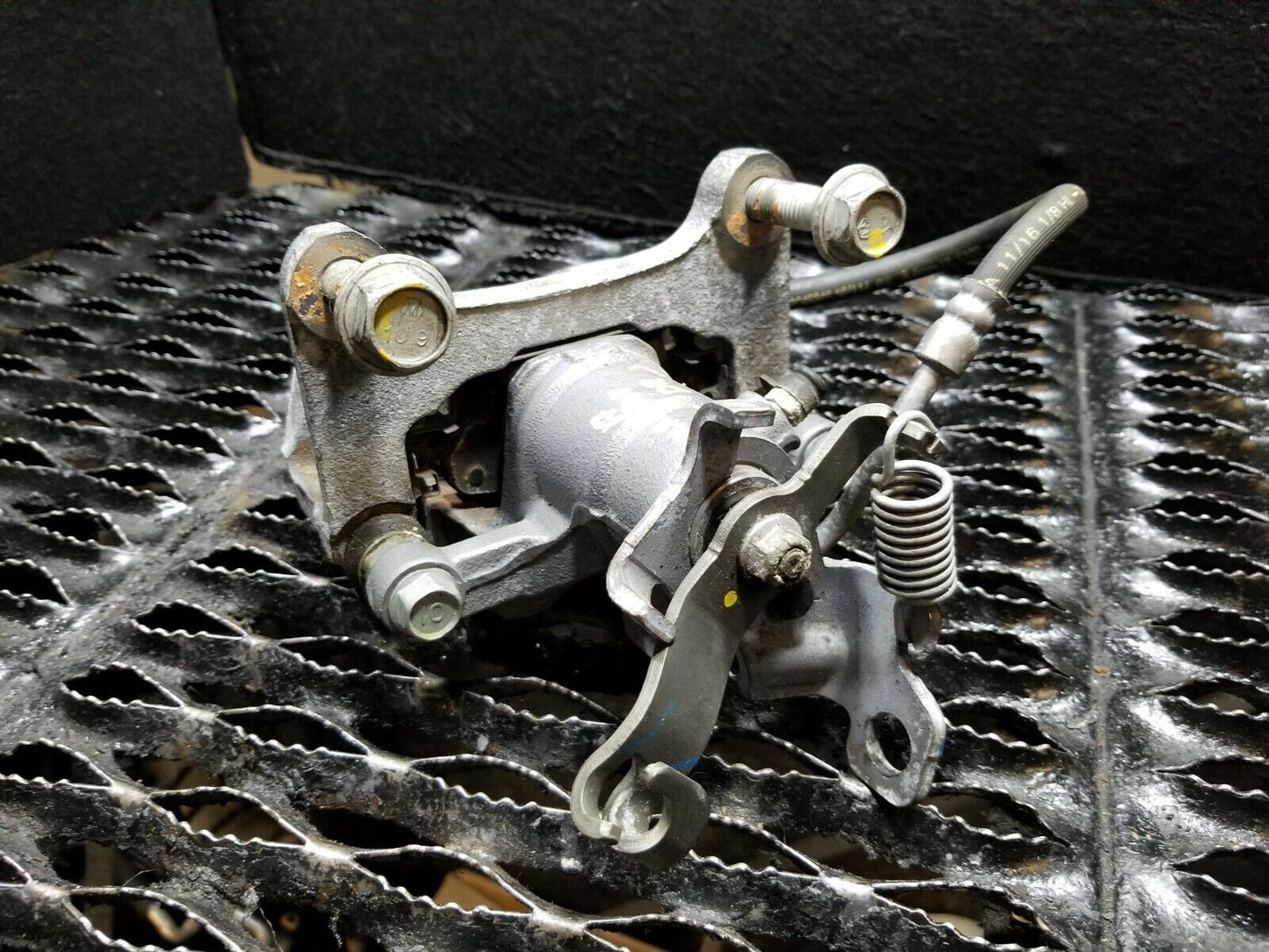 16 17 18 19 Chevrolet Malibu Rear Left Driver Side Brake Caliper OEM 3k