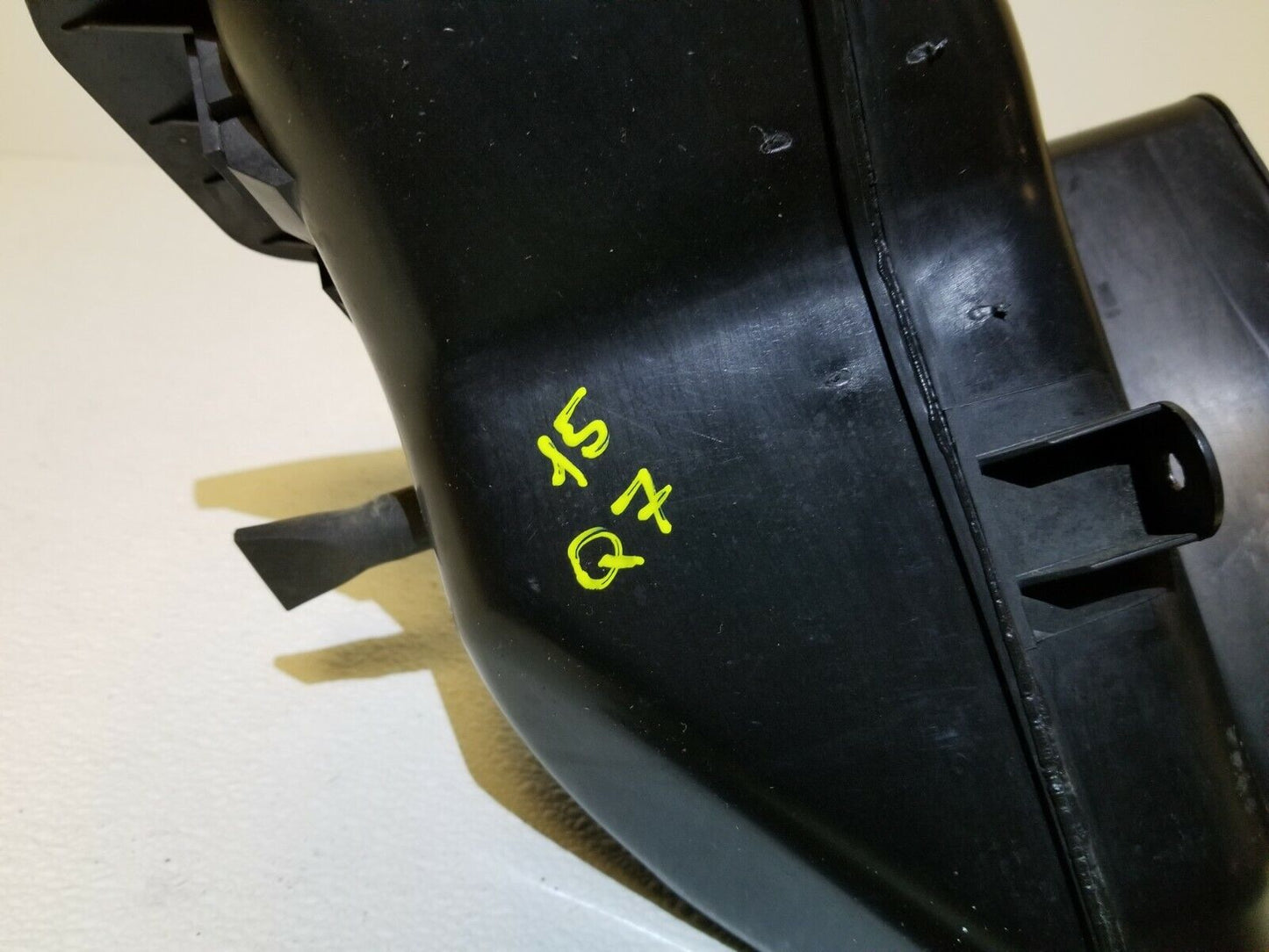 13 14 15  Audi Q7 3.0t  Air Intake Duct 7l0819049 OEM 87k Miles