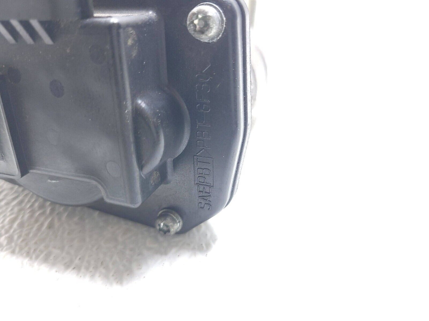 2014 2015 Infiniti Q60 3.7l Throttle Body Passenger Side Right OEM
