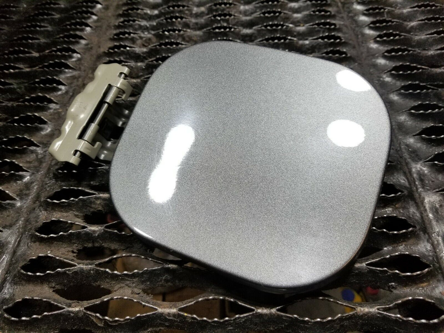 16 17 18 19 Nissan Sentra Fuel Tank Filler Door Lid OEM 49k