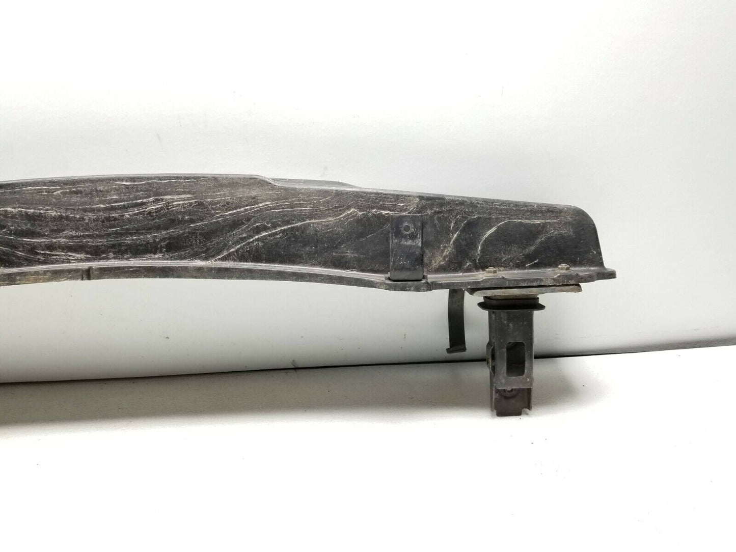06 07 08 09 10 Hyundai Azera Rear Bumper Reinforcement Absorber Bar OEM