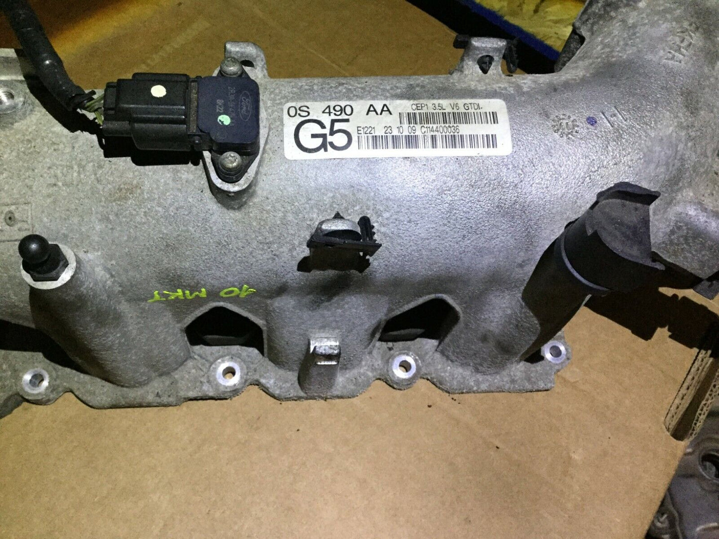 10 11 12 Lincoln MKT 3.5l Turbo Engine Intake Manifold OEM