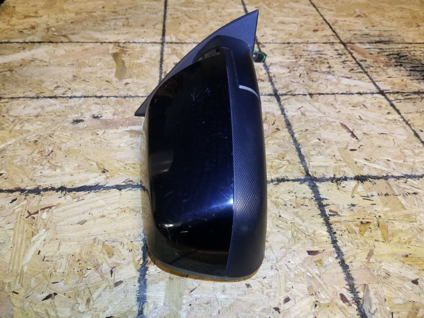 13 2013 GMC Terrain Passenger Right Door Side View Mirror OEM #27