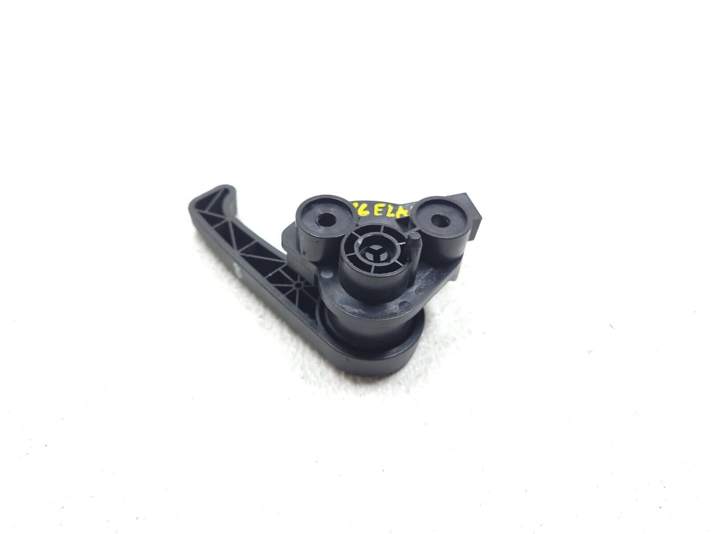 14 15 16 Hyundai Elantra Hood Release Handle OEM