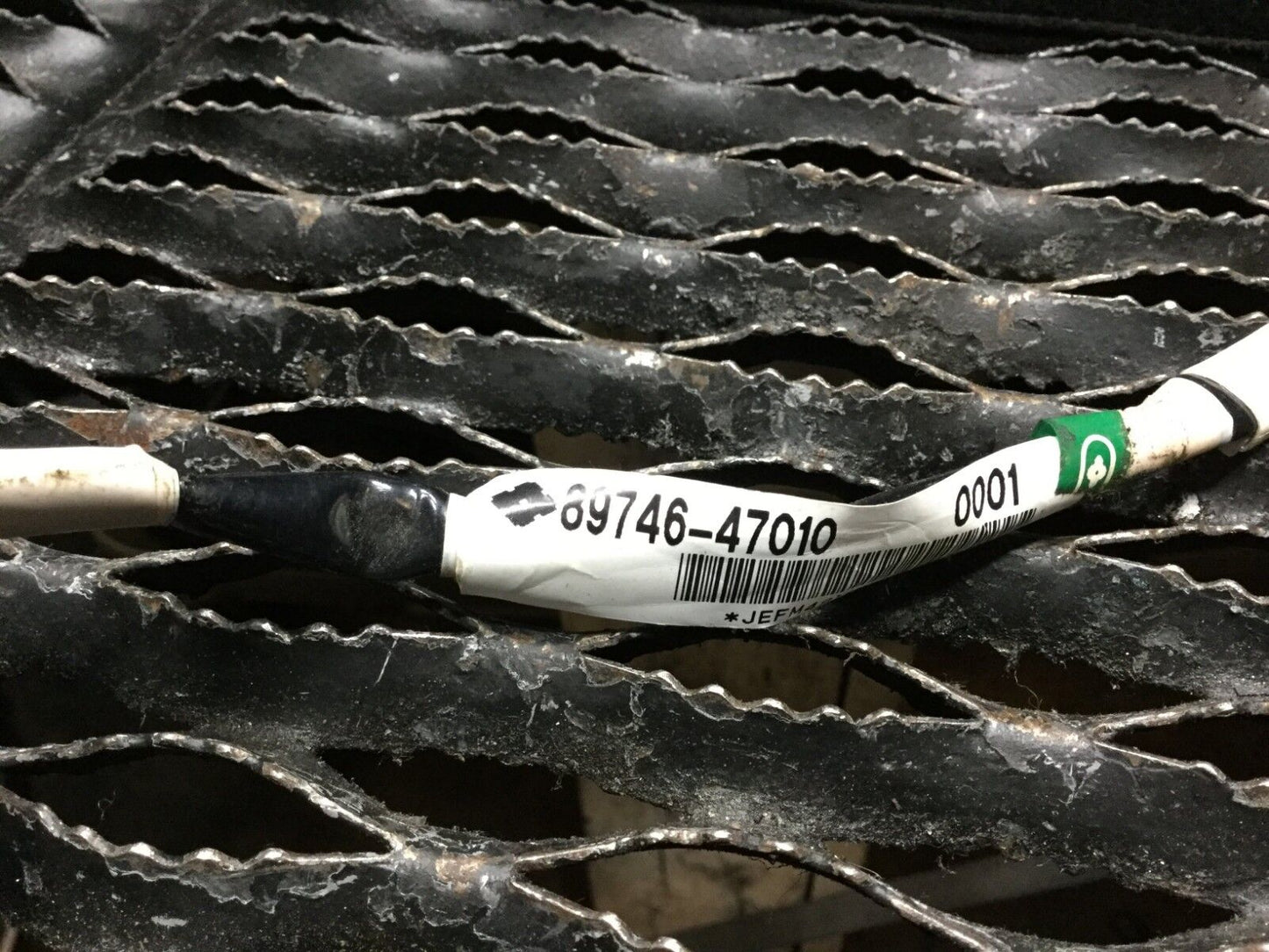 05 06 07 08 09 Toyota Prius Front Right Pass Door Lock Wire Harness  OEM
