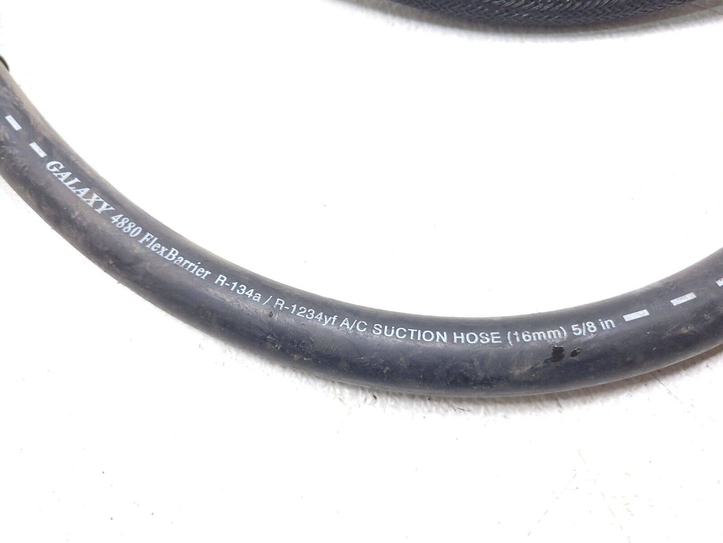 2016 - 2018 Cadillac Ats  AC Hose Line Pipe 23369751  2.0l OEM