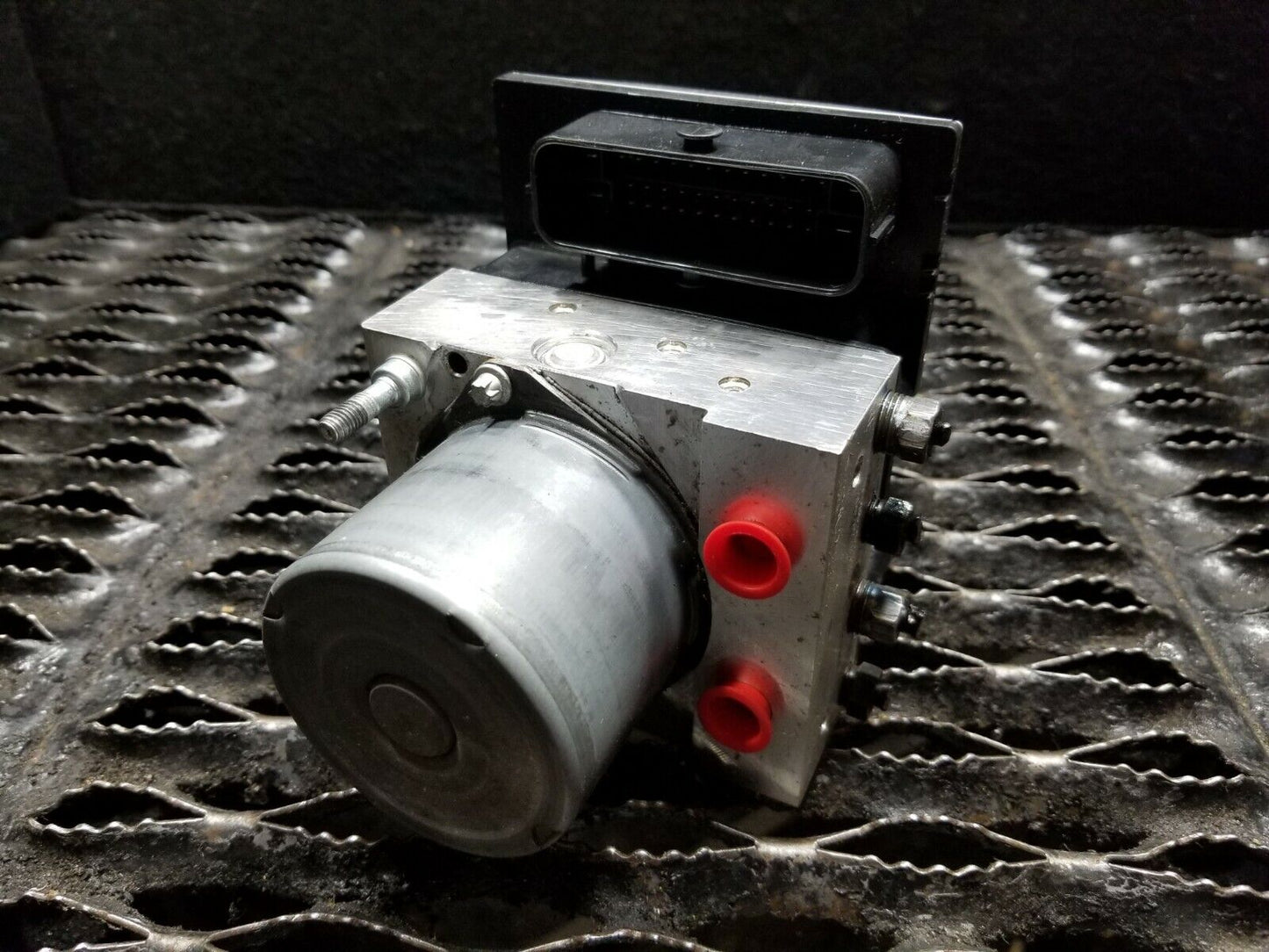 14 15 16 Fiat 500 Abarth ABS Anti Lock Pump OEM 12k