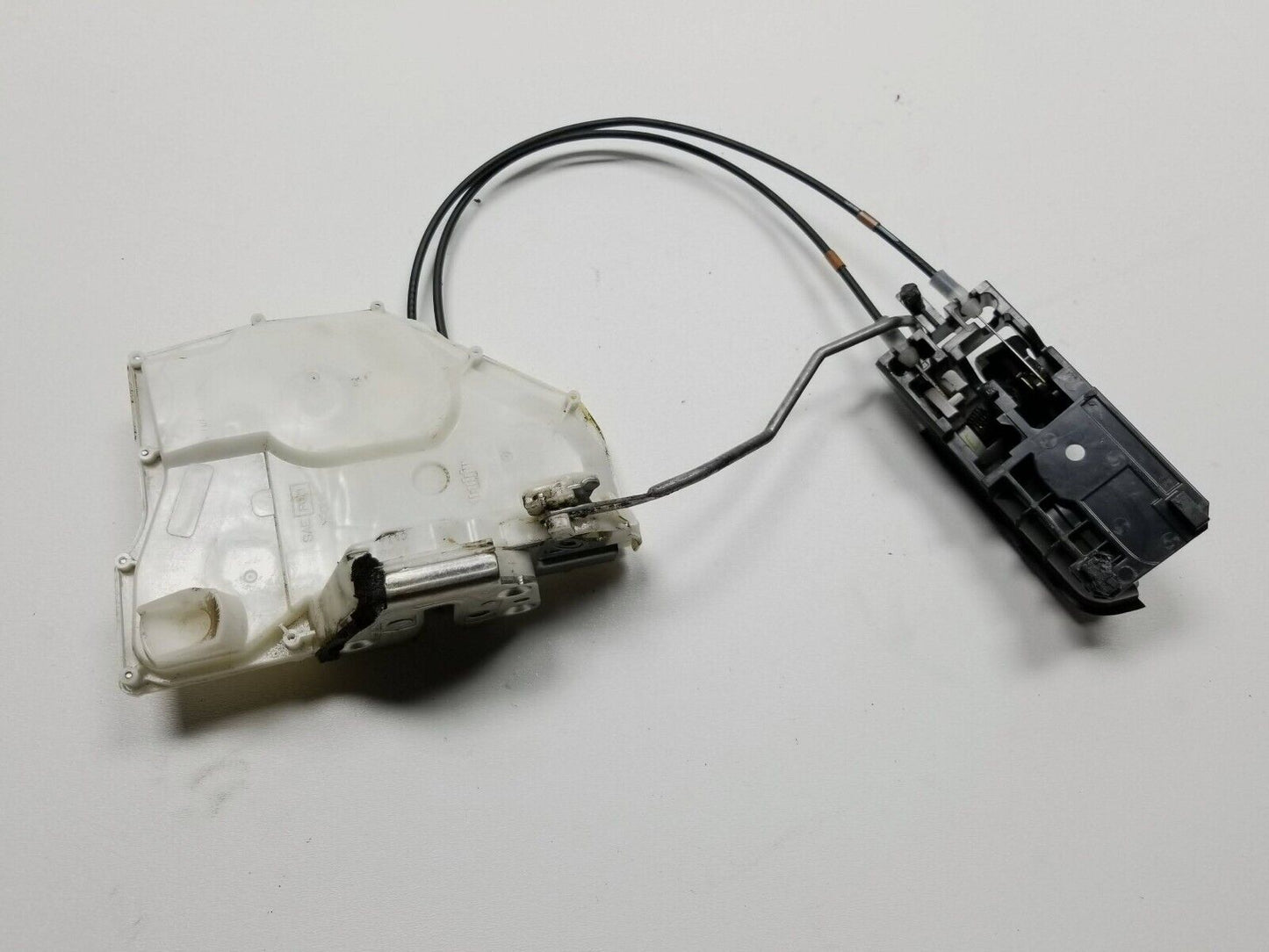 07-13 Suzuki Sx4 Hatchback Front Door Lock Actuator & Handle Pass Side Right OEM