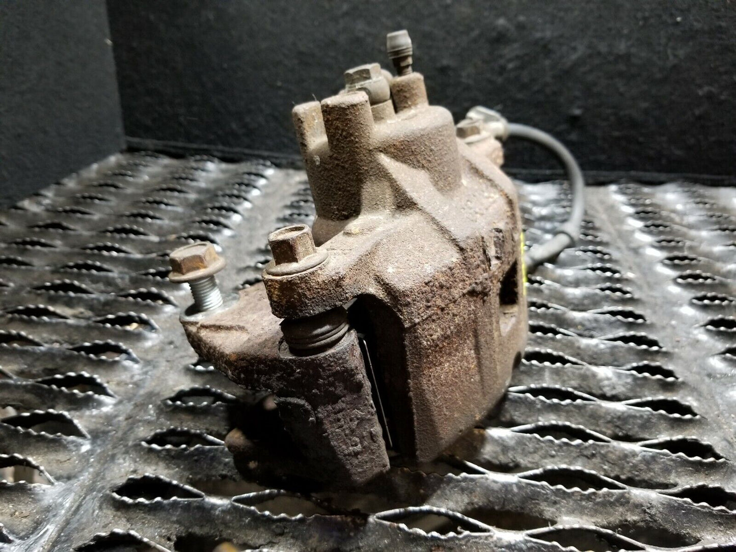 07 08 09 10 Chrysler Sebring Front Brake Caliper Left Driver Side OEM
