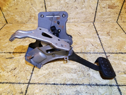 17 18 19 20 Cadillac Xt5 Brake Pedal OEM 34k