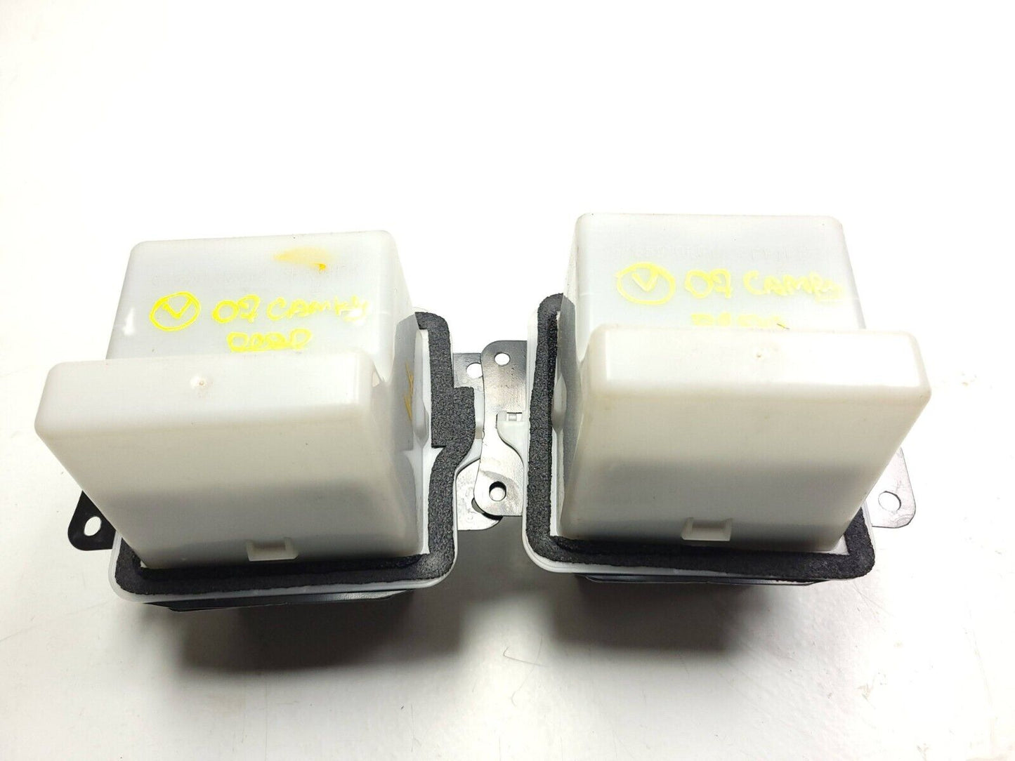 2007-2011 Toyota Camry Rear Impact Bar Bracket Reinforcement Bracket Lh & Rh OEM