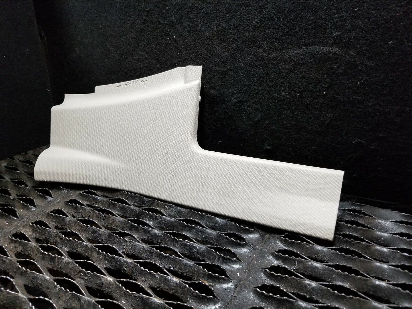 07 08 09 10 Chrysler Sebring Rear Right Pass Door Sill Scuff Plate Trim OEM