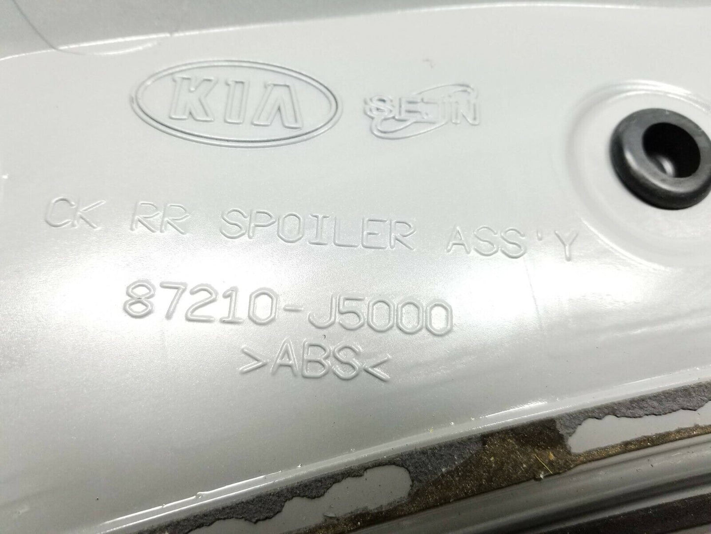21 22 Kia Stinger Rear Spoiler Wing OEM 312 Miles
