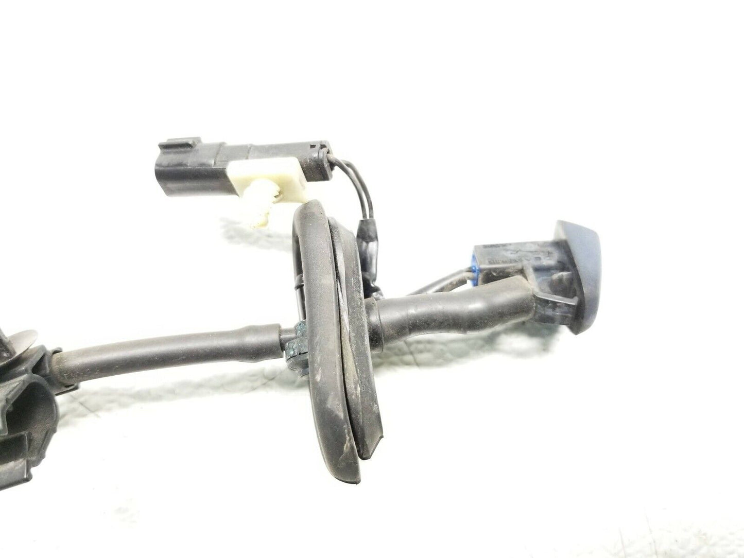 10 11 12 13 Volvo XC60 Windshield Washer Spray Nozzle Jet Pair OEM