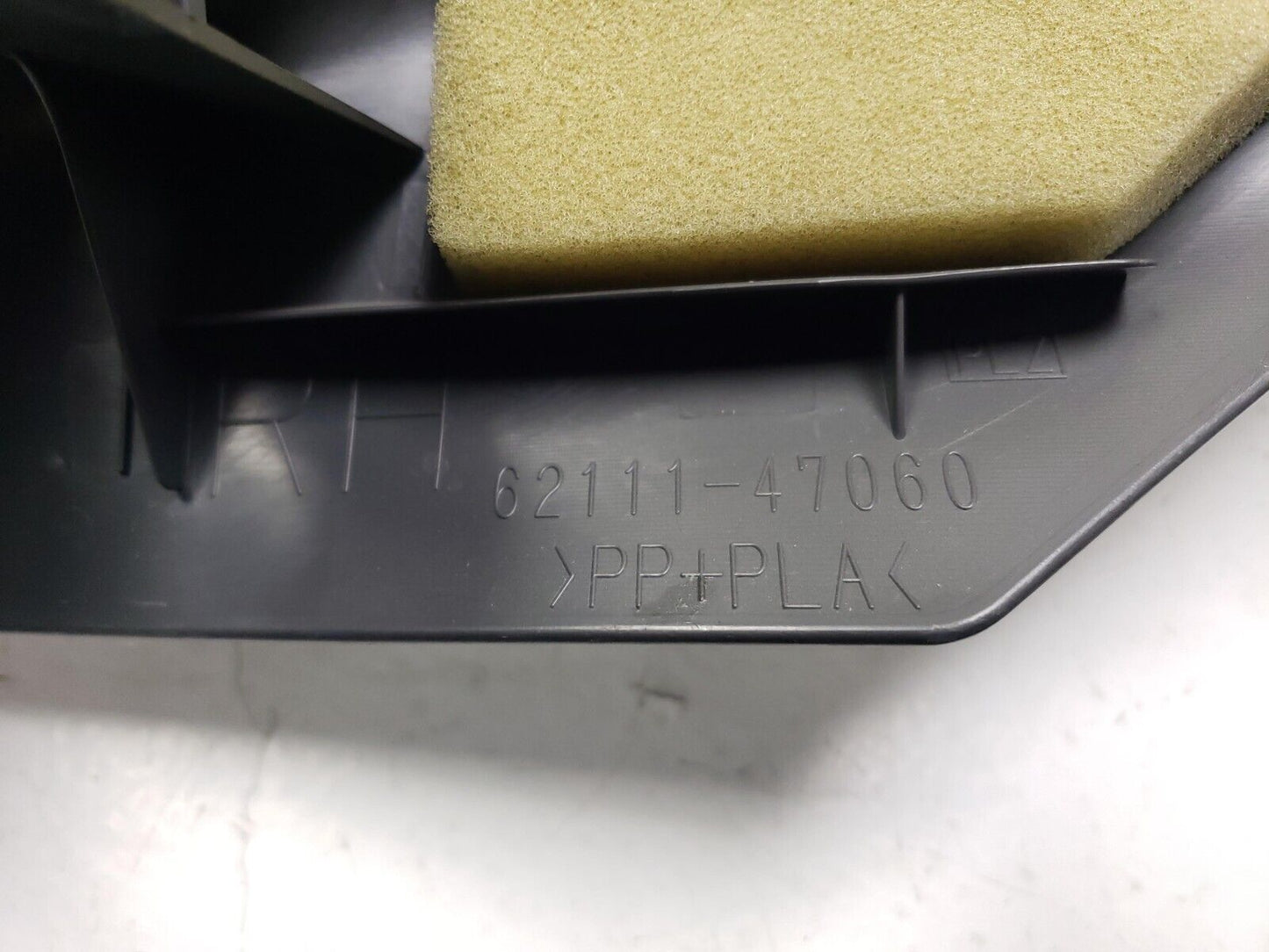10 11 12 13 14 15 Toyota Prius Kick Cowel Trim Cover Front Right Pass Side OEM