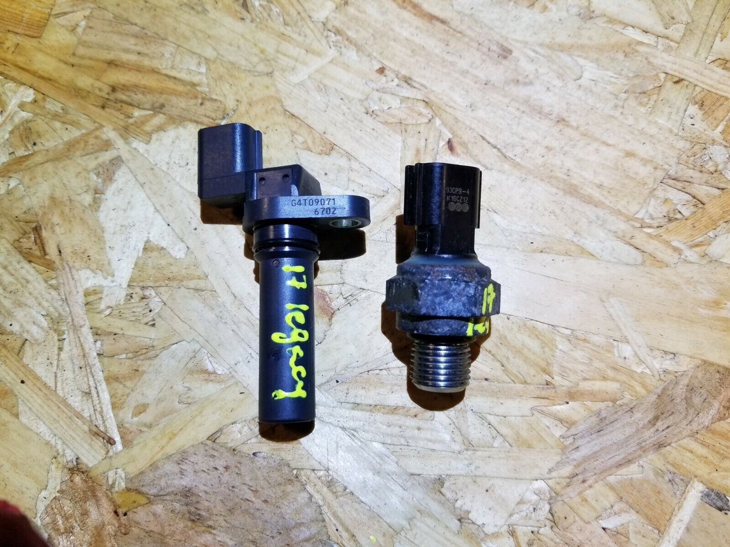 16 17 Subaru Legacy 2.5l Crankshaft Oil Pressure Sensor 2pcs OEM 10k Miles