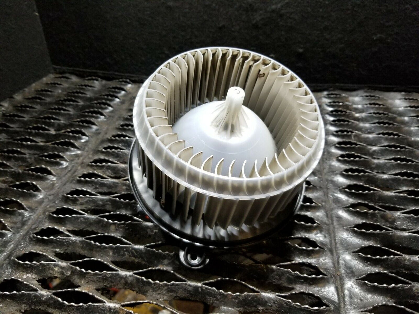 13 14 15 16  Dodge Dart Blower Motor OEM 76k Miles