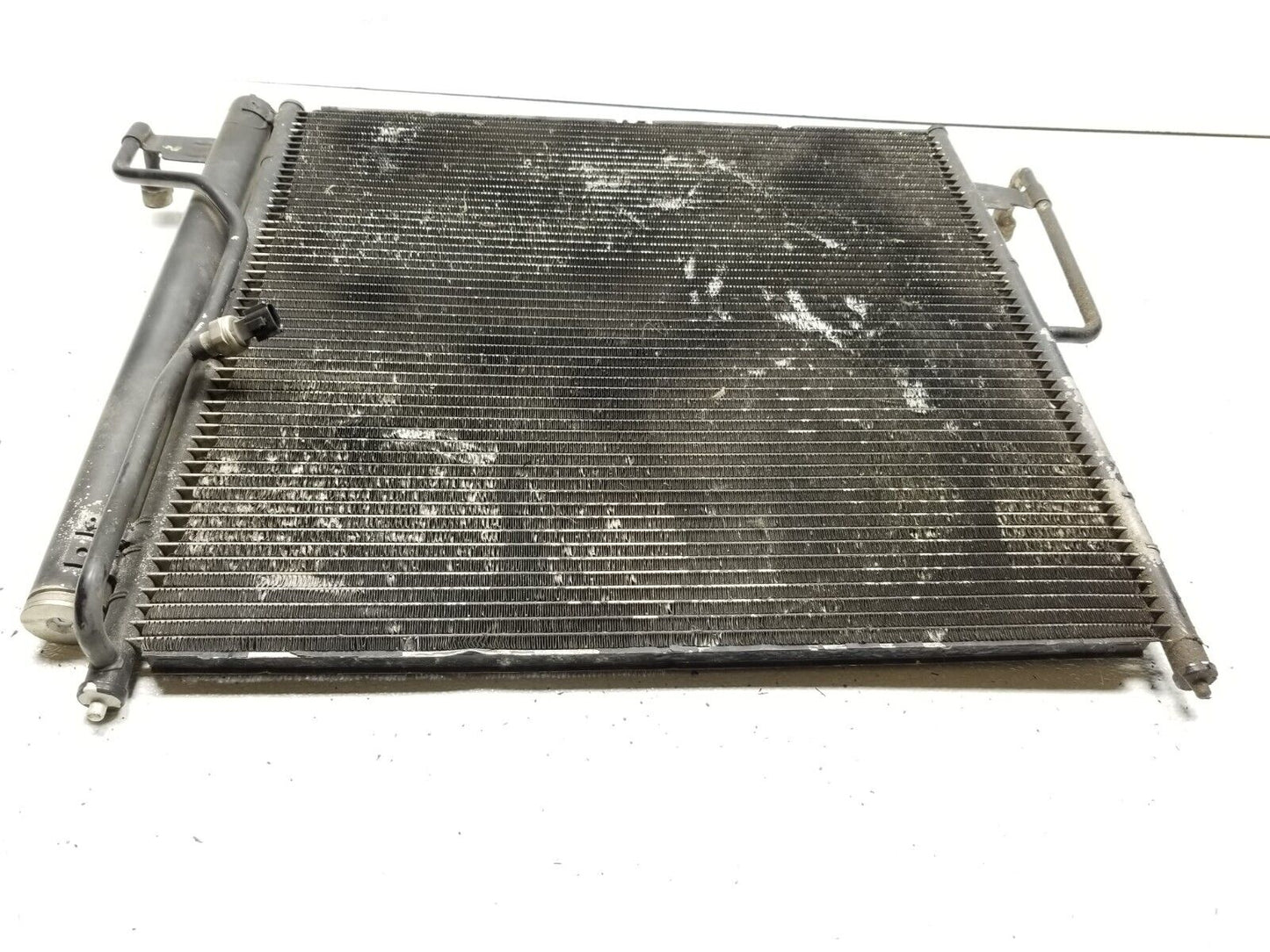 04 05 06 07 Infiniti QX56 A/c Condenser OEM