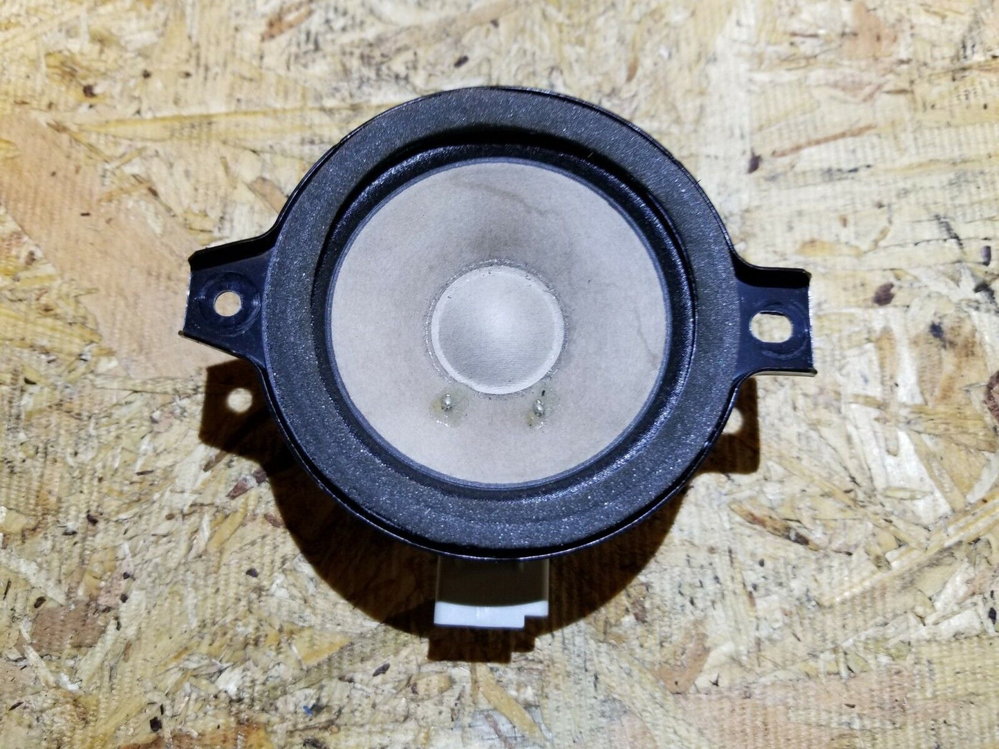 17 18 19 20 Cadillac Xt5 Dash Panel Center Speaker 23301702 OEM 34k