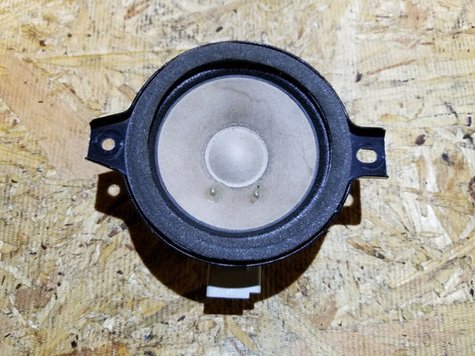 17 18 19 20 Cadillac Xt5 Dash Panel Center Speaker 23301702 OEM 34k