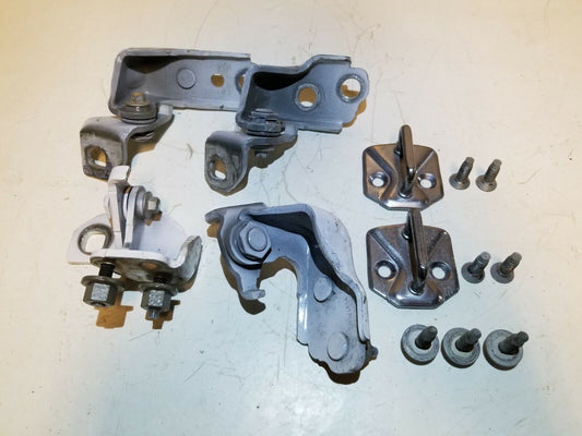 13 14 15 16 Ford Escape Left Driver Side Door Hinge OEM 83k