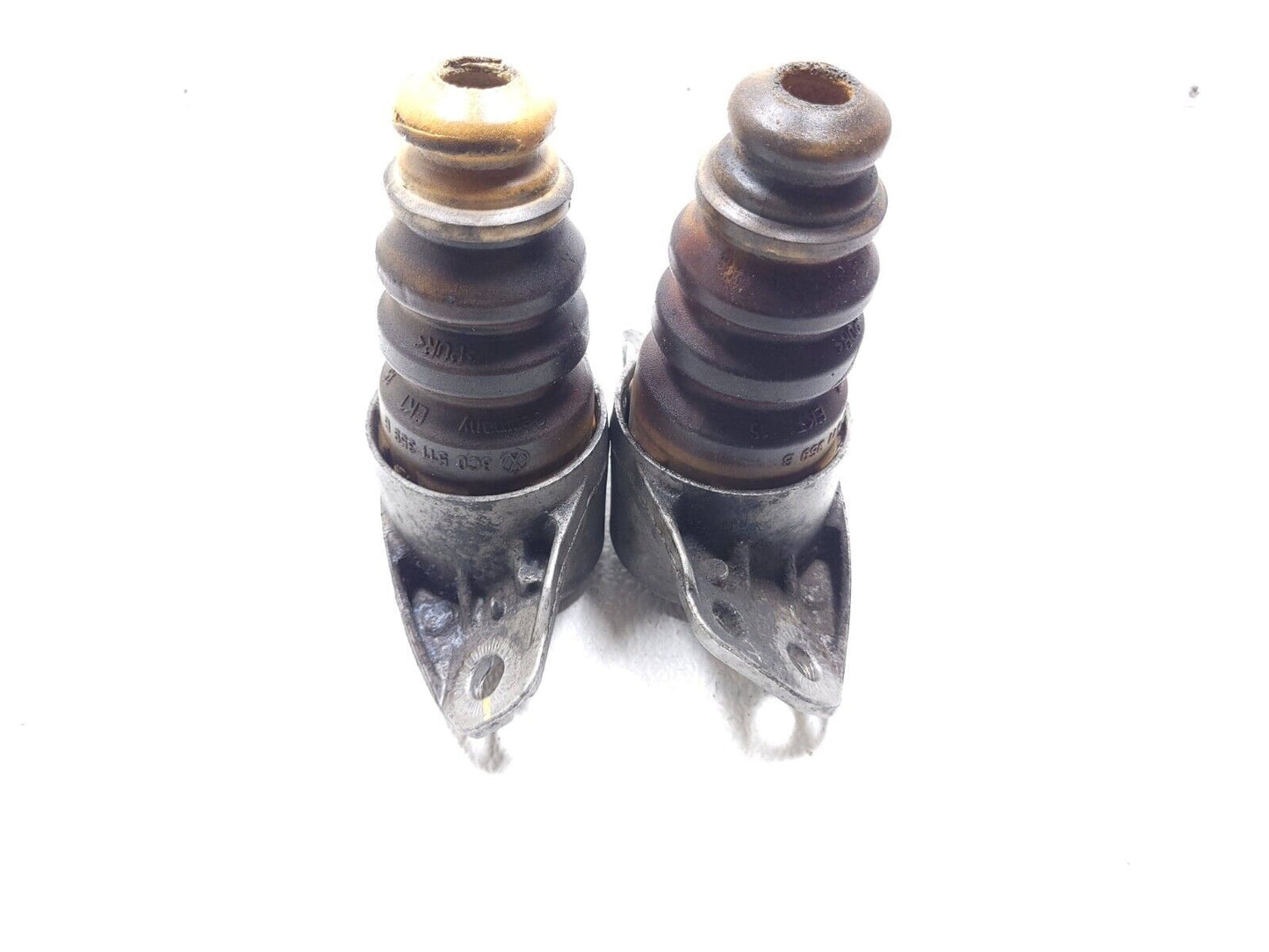 09 10 11 12 Volkswagen Cc Rear Shock Mount Dust Bump Stops OEM