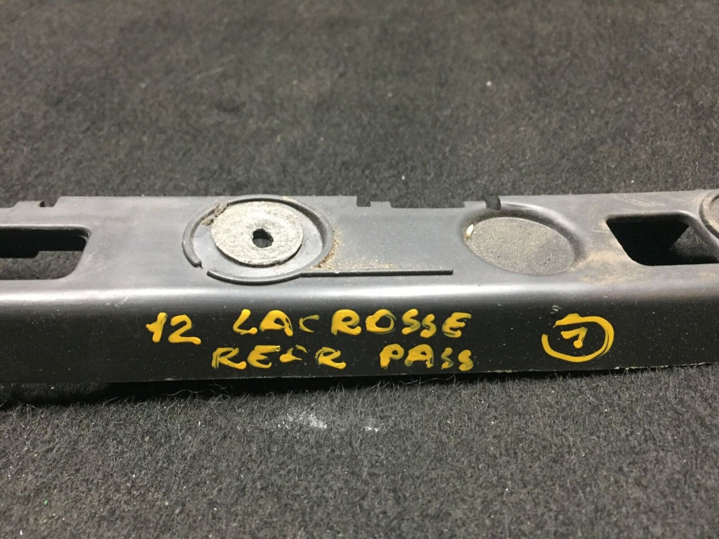 11 12 13 Buick Lacrosse Raer Bumper Outer Bracket Mount Passenger Side OEM D29