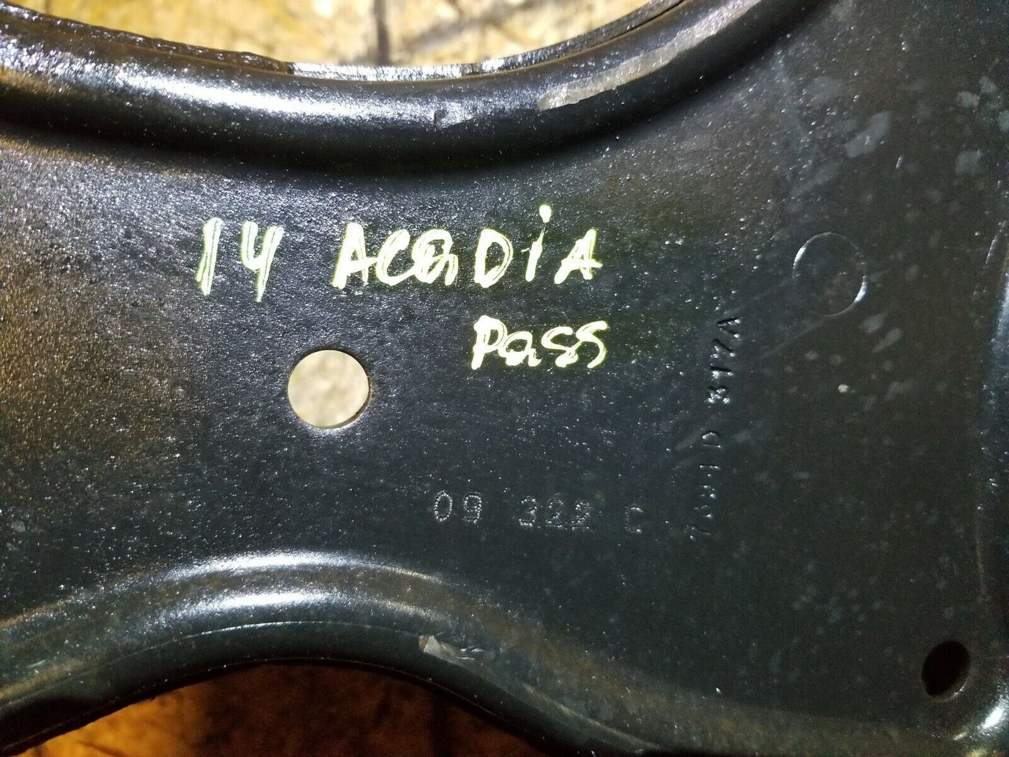 13 14 15 GMC Acadia Right Passenger Front Lower Control Arm OEM
