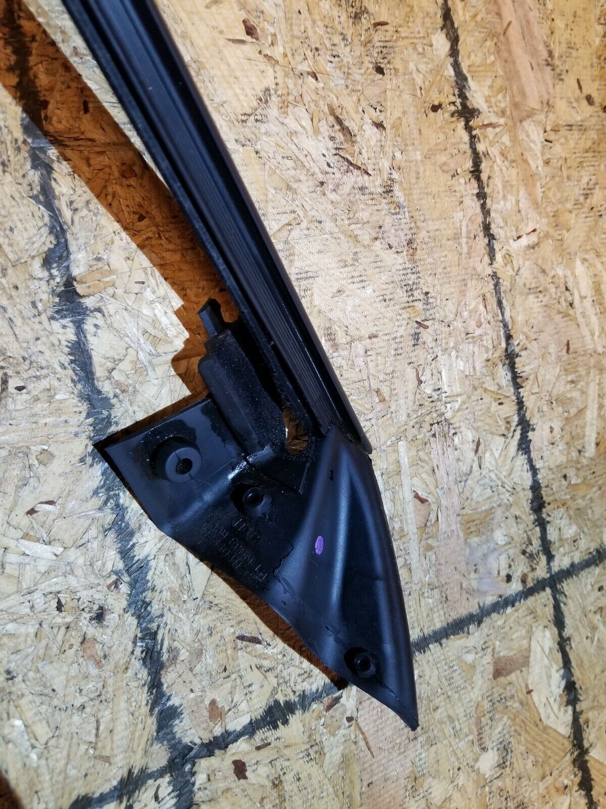 04 05 06 07 Saab 9-3 93 Convertible Left Driver Door Glass Seal Trim Molding OEM