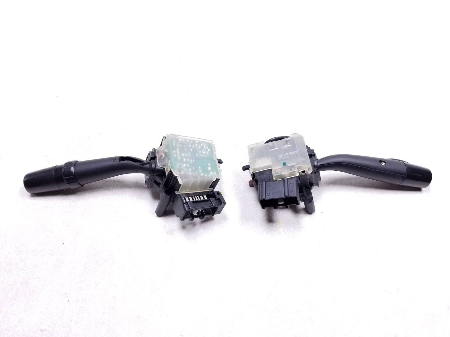 2005 - 2010 Toyota Sienna Steering Column Wiper Turn Signal Control Switch OEM