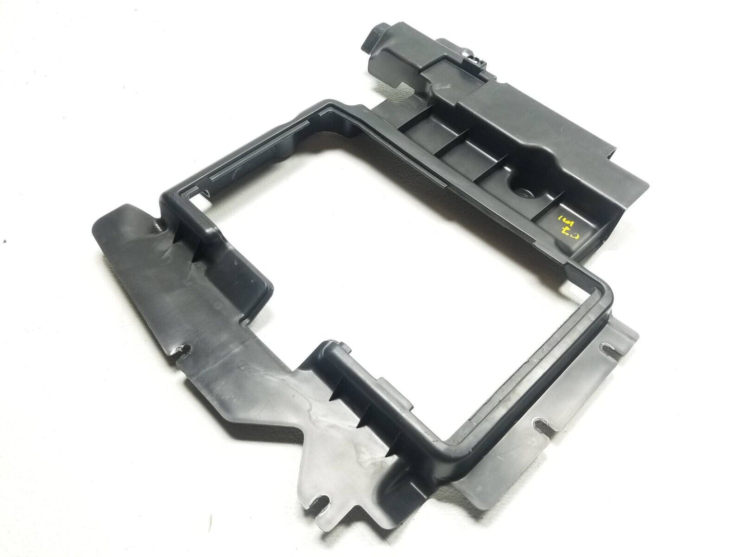 06 07 08 09 10 11 Mercedes Ml500 Front Floor Cover Trim Right Passenger Side OEM