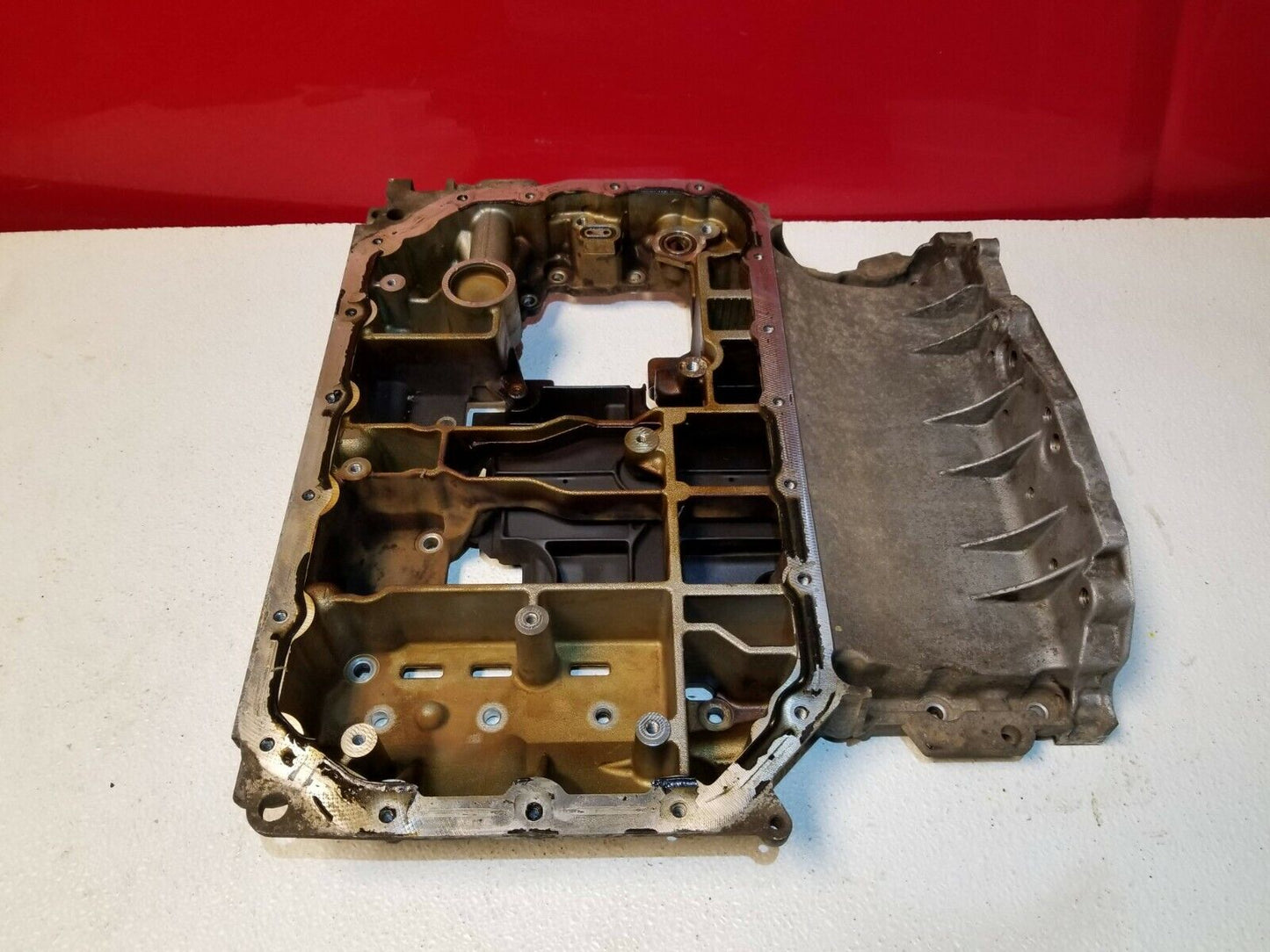08 09 10 11 Audi A5 3.2l Engine Upper Oil Pan OEM